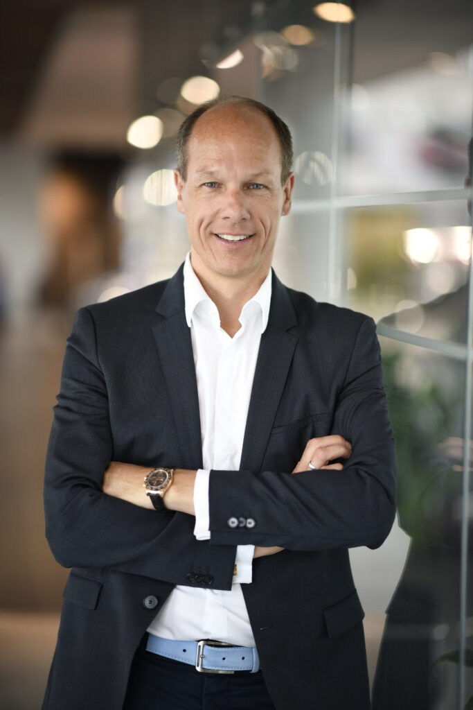 Mathias R. Albert
Shareholder / Founder
ViveLaCar GmbH
